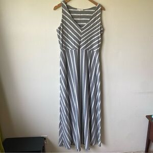 Thyme & Honey medium gray stripe sleeveless maxi dress